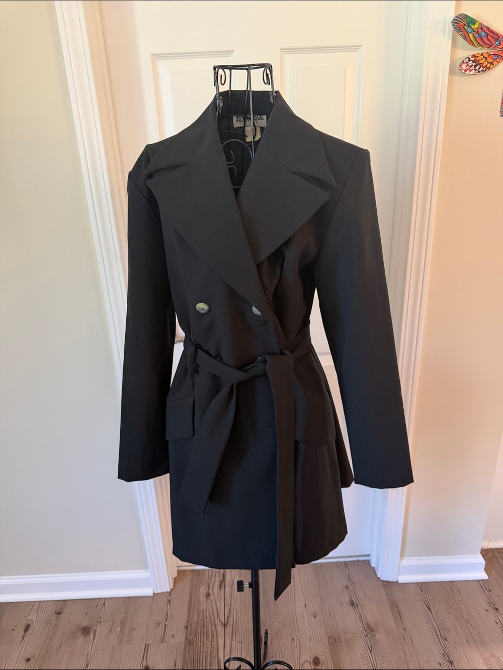 Alyn Paige Black Double-Breasted Belted Trench Coat